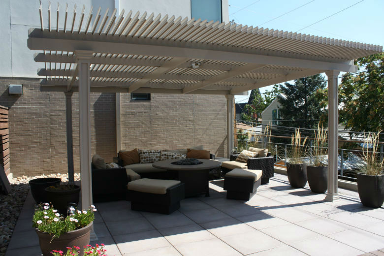 Motorized Louvered Roof Retractable Pergola